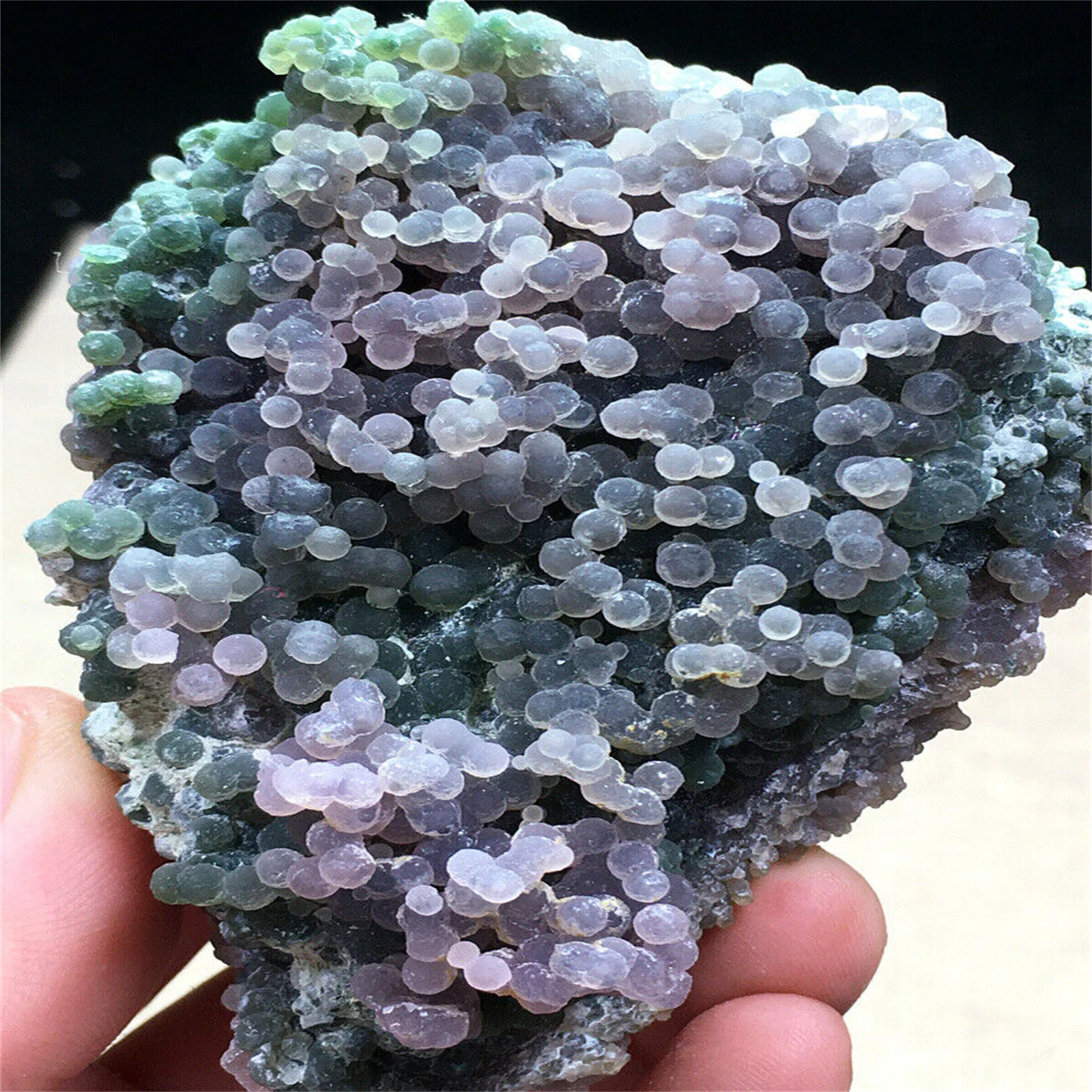 Natūralus vynuogių agatas chalcedony mineralinių kristalų J namų puošybai Nuotrauka 0
