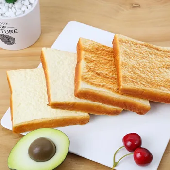 Dirbtiniai maisto netikrą duona, skrudinta duona gabalas pu duona maisto žaisti virtuvės žaislų parduotuvė fotografijos rekvizitai modelis